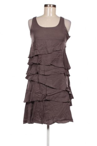 Kleid Petit Baigneur, Größe S, Farbe Braun, Preis 11,24 €