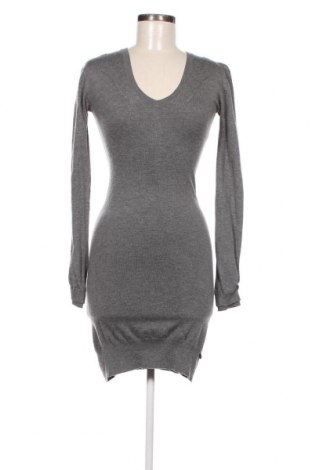 Kleid Phard, Größe S, Farbe Grau, Preis 9,46 €