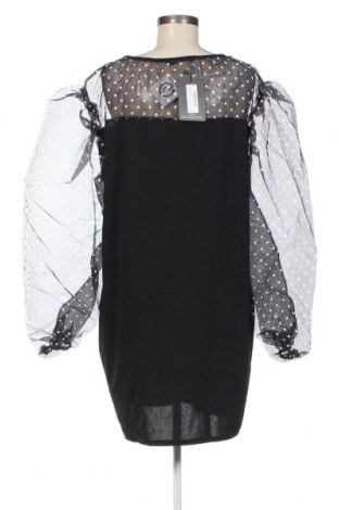 Kleid Pretty Little Thing, Größe 4XL, Farbe Schwarz, Preis 11,99 €