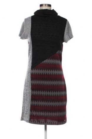 Kleid Smash, Größe L, Farbe Mehrfarbig, Preis € 4,74