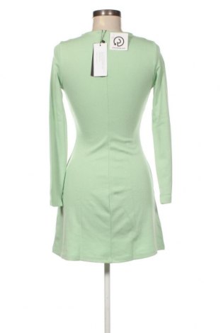 Rochie Trendyol, Mărime XS, Culoare Verde, Preț 335,53 Lei