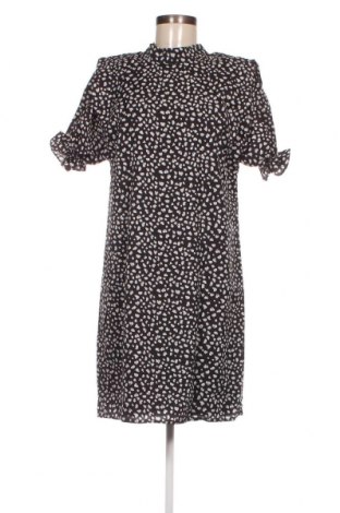 Kleid Trendyol, Größe L, Farbe Mehrfarbig, Preis € 52,58