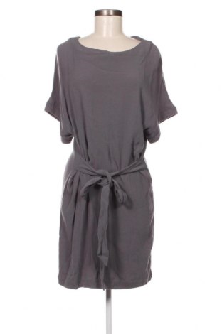 Kleid Twist & Tango, Größe M, Farbe Grau, Preis € 25,89