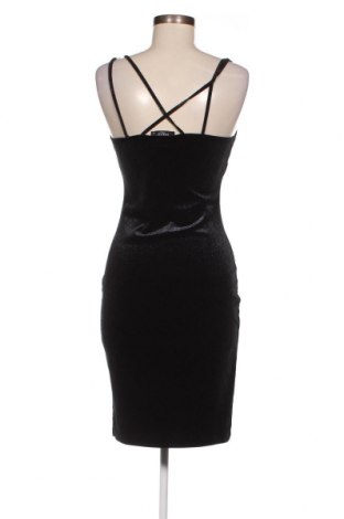 Φόρεμα Yfl Reserved, Μέγεθος M, Χρώμα Μαύρο, Τιμή 4,49 €