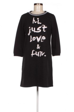 Φόρεμα Yfl Reserved, Μέγεθος M, Χρώμα Μαύρο, Τιμή 4,62 €