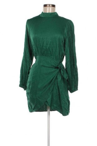 Рокля Zara, Размер L, Цвят Зелен, Цена 23,91 лв.