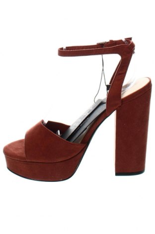 Sandalen Vero Moda, Größe 38, Farbe Rot, Preis € 23,66