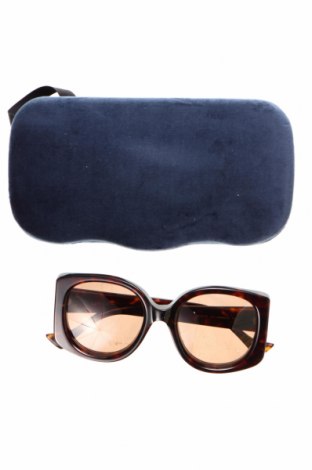 Sonnenbrille Gucci, Farbe Schwarz, Preis 216,19 €
