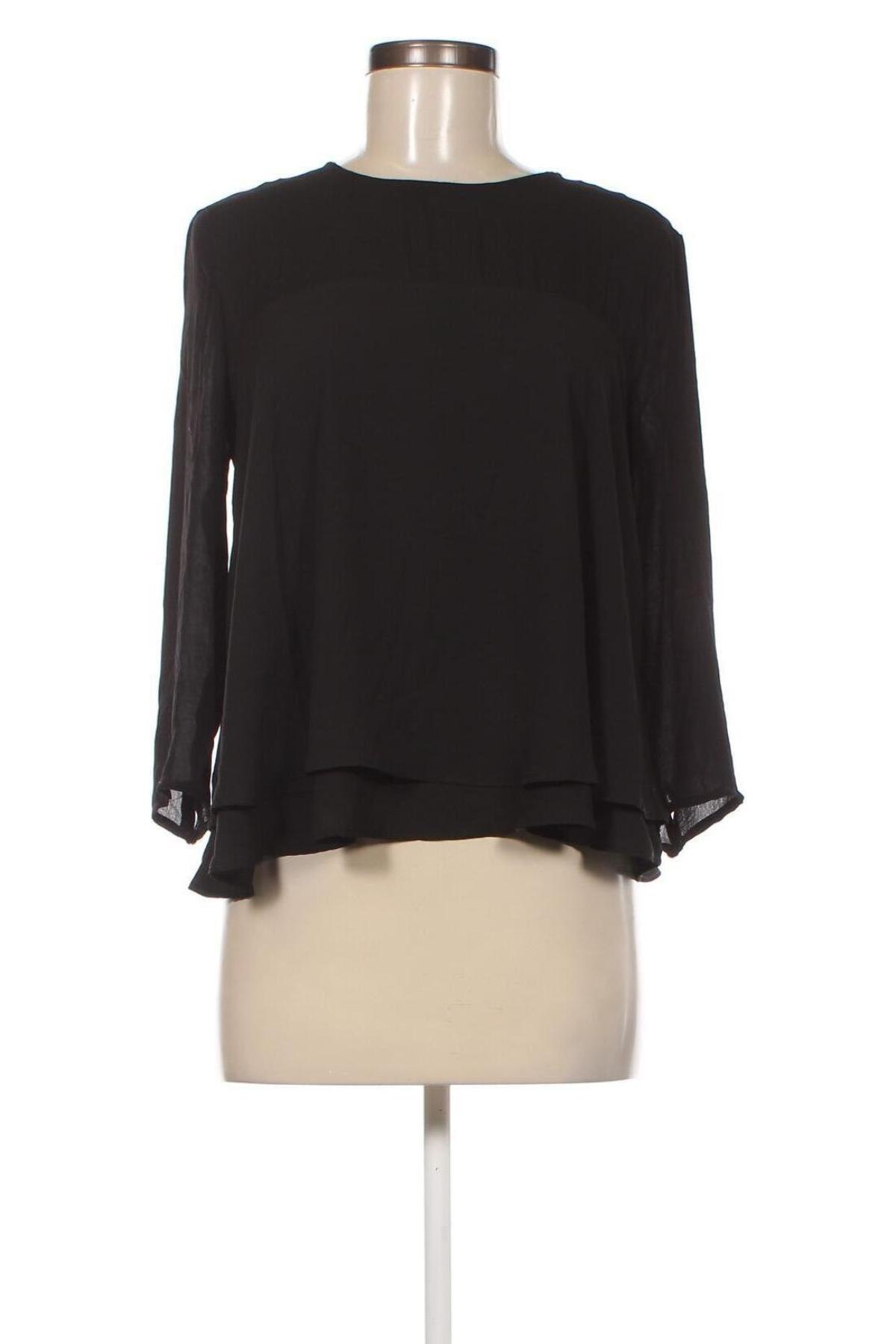 Γυναικεία μπλούζα Bershka, Μέγεθος M, Χρώμα Μαύρο, Τιμή 2,23 €