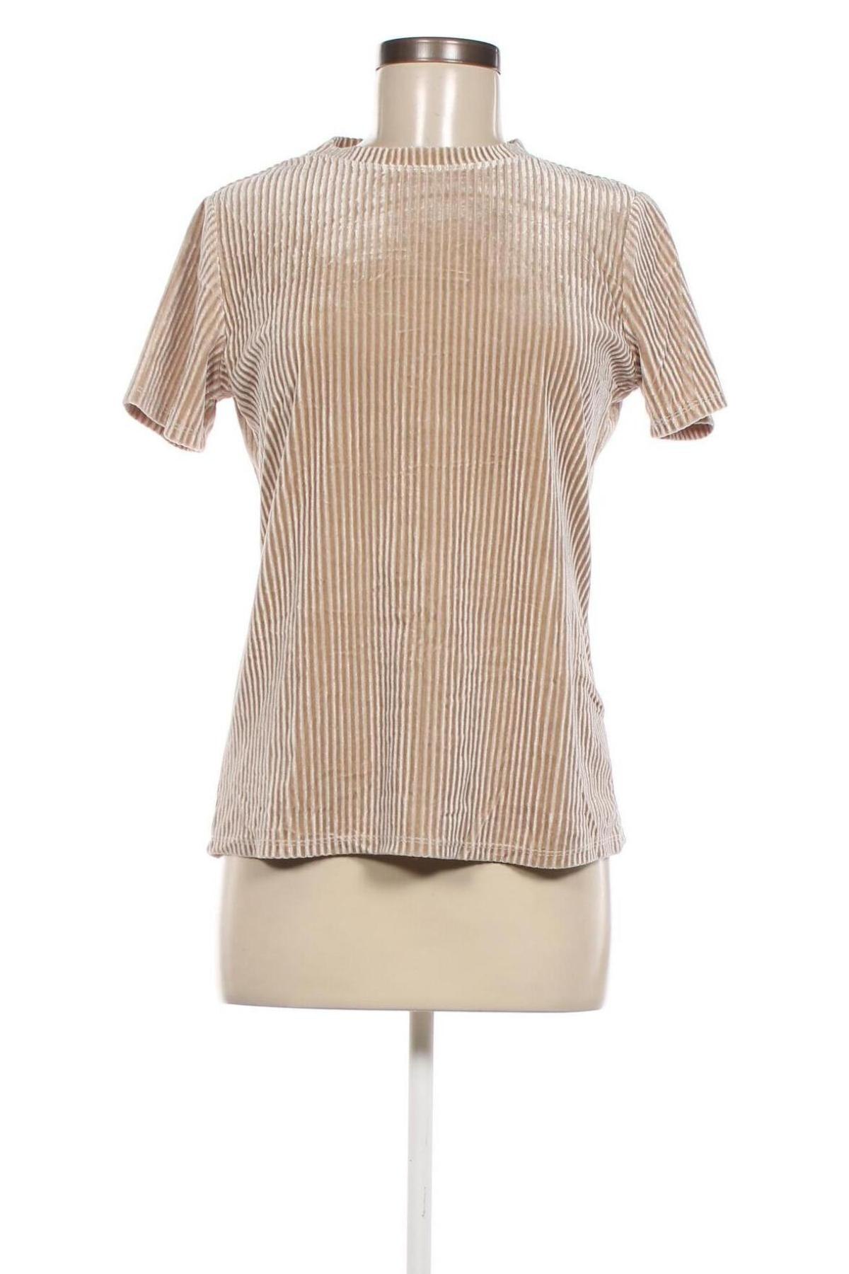 Γυναικεία μπλούζα Guts & Gusto, Μέγεθος M, Χρώμα  Μπέζ, Τιμή 3,12 €