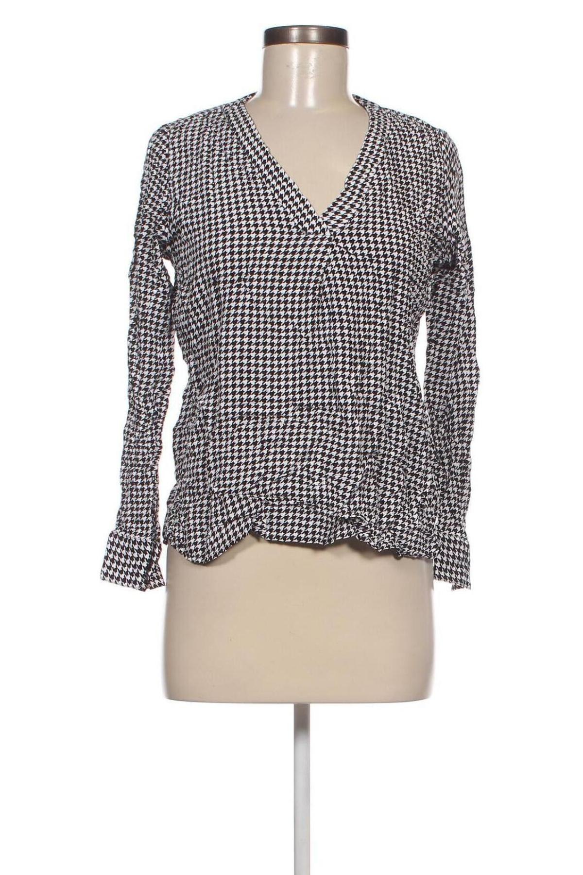 Γυναικεία μπλούζα Jean Pascale, Μέγεθος M, Χρώμα Πολύχρωμο, Τιμή 2,00 €