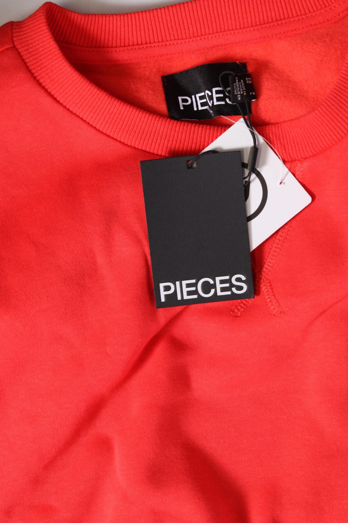 Γυναικεία μπλούζα Pieces, Μέγεθος L, Χρώμα Κόκκινο, Τιμή 3,92 €