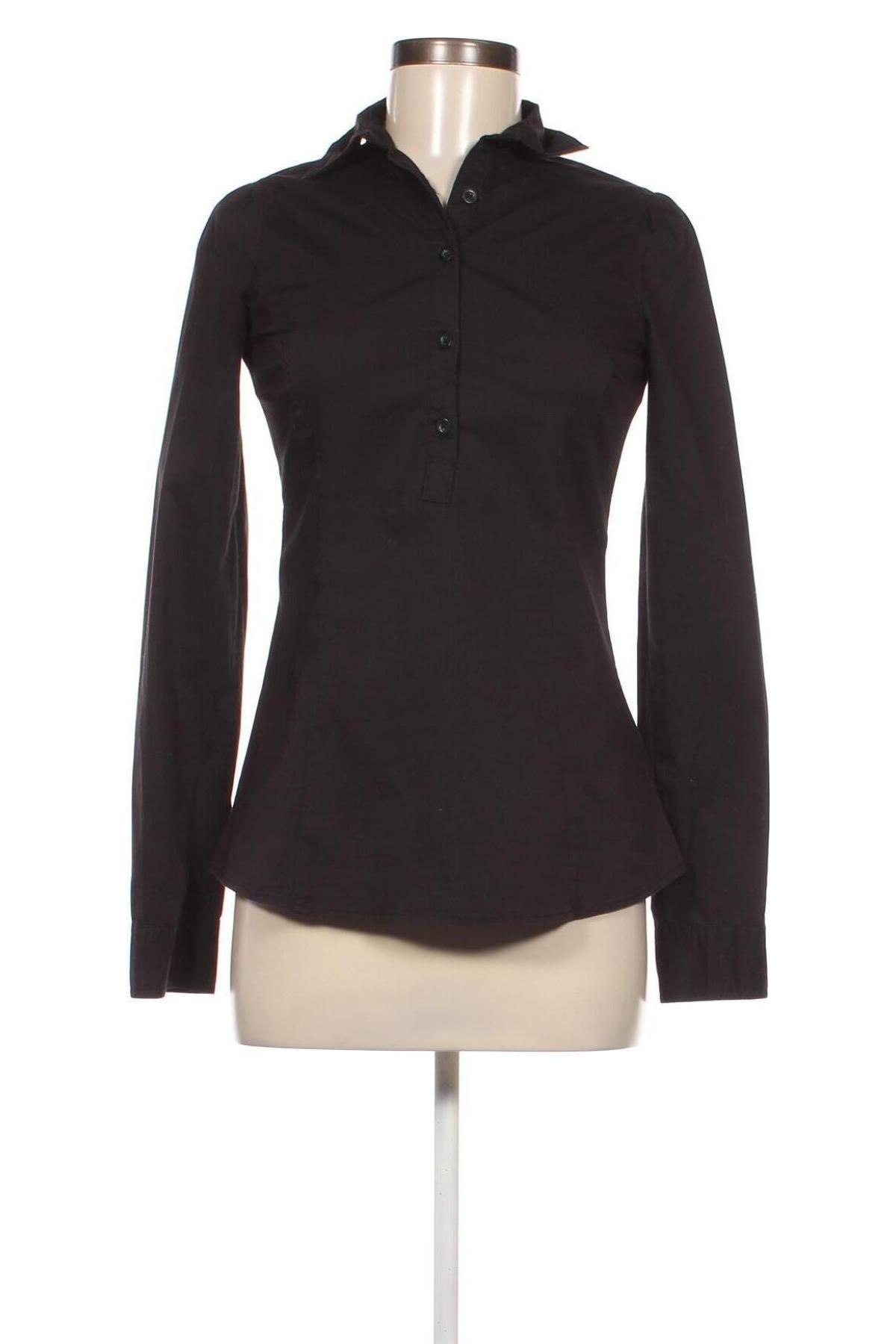 Дамска блуза Pull&Bear, Размер M, Цвят Черен, Цена 5,65 лв.