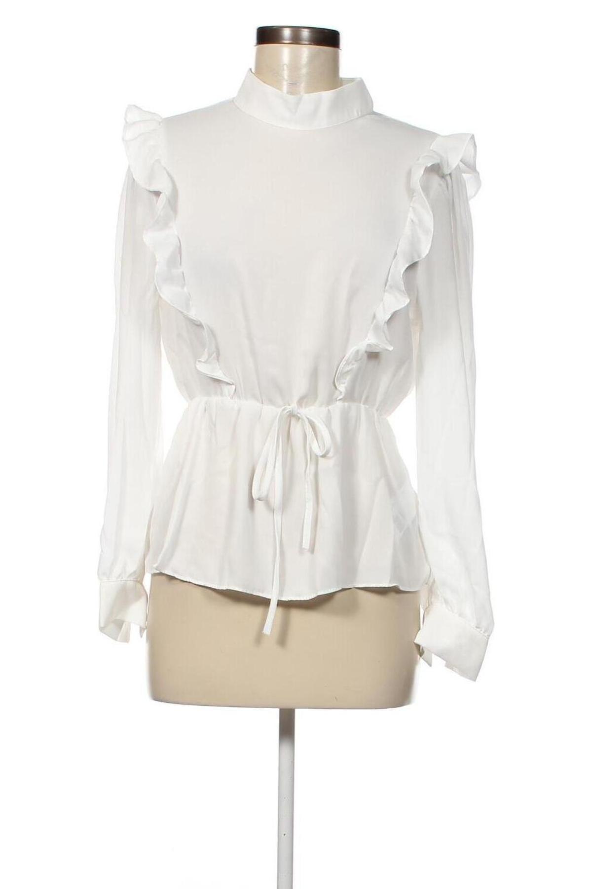Дамска блуза Trendyol, Размер M, Цвят Бял, Цена 25,20 лв.