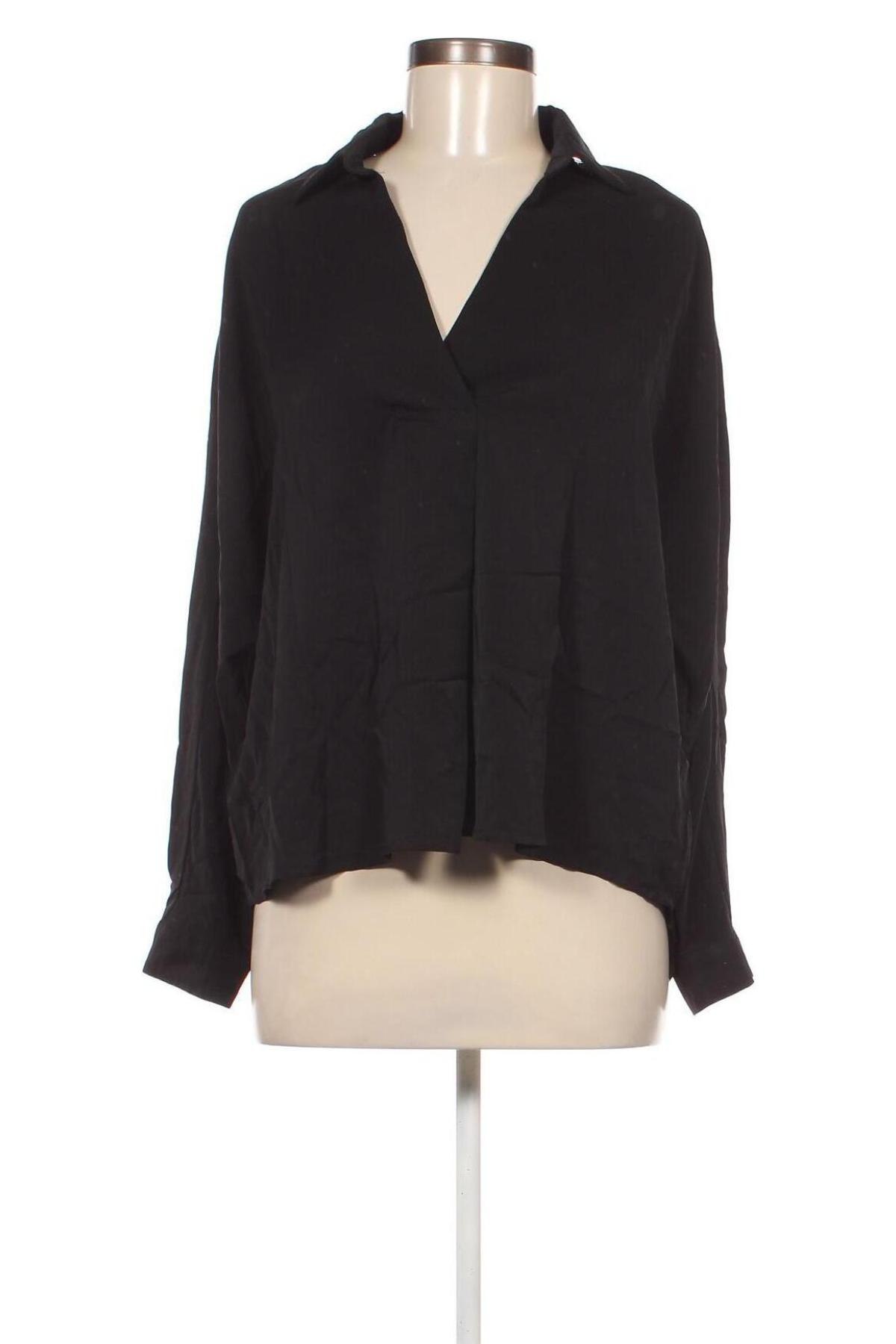 Дамска блуза Unika, Размер S, Цвят Черен, Цена 5,89 лв.