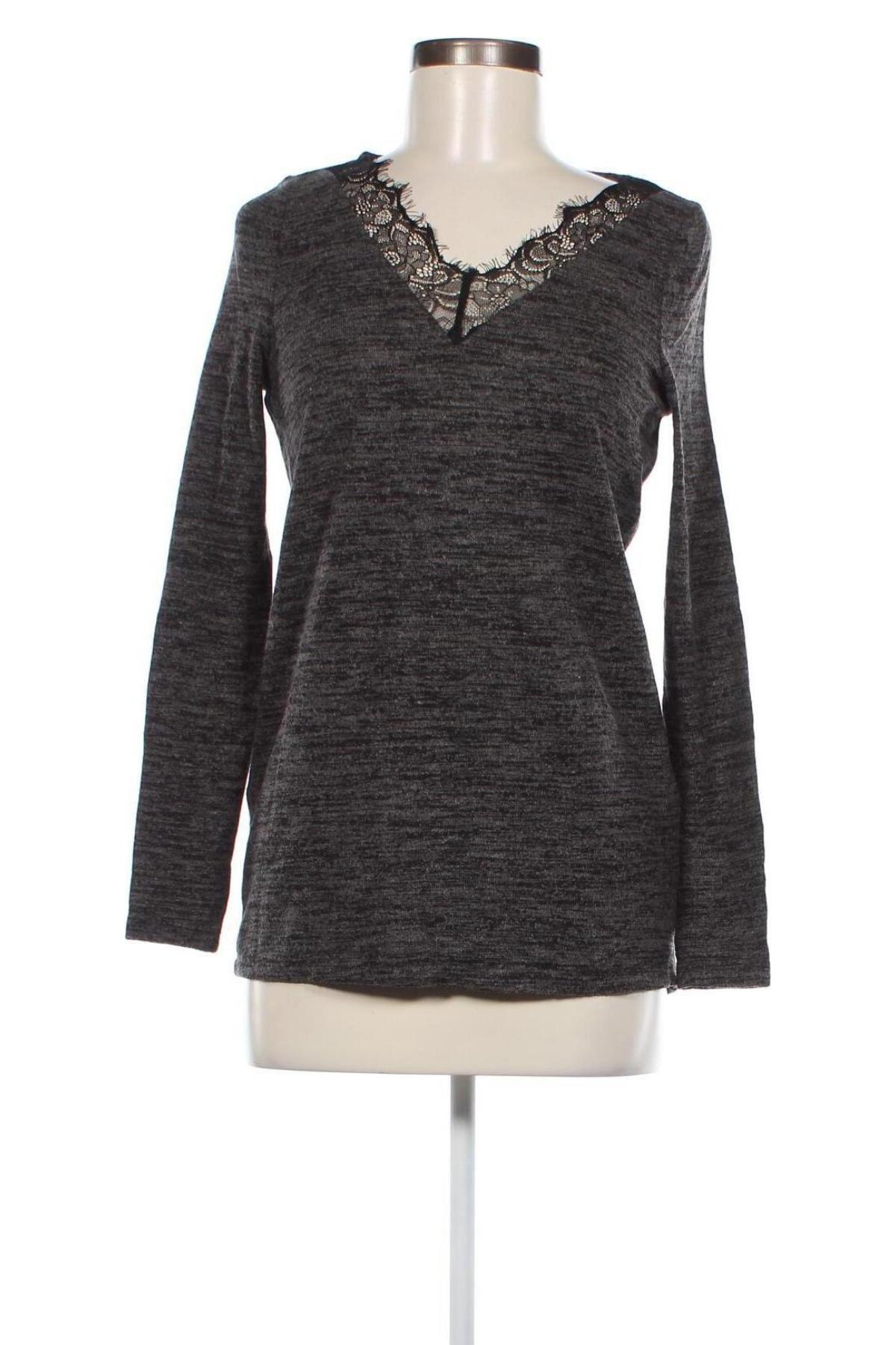 Damen Shirt Vero Moda, Größe XS, Farbe Grau, Preis € 2,09
