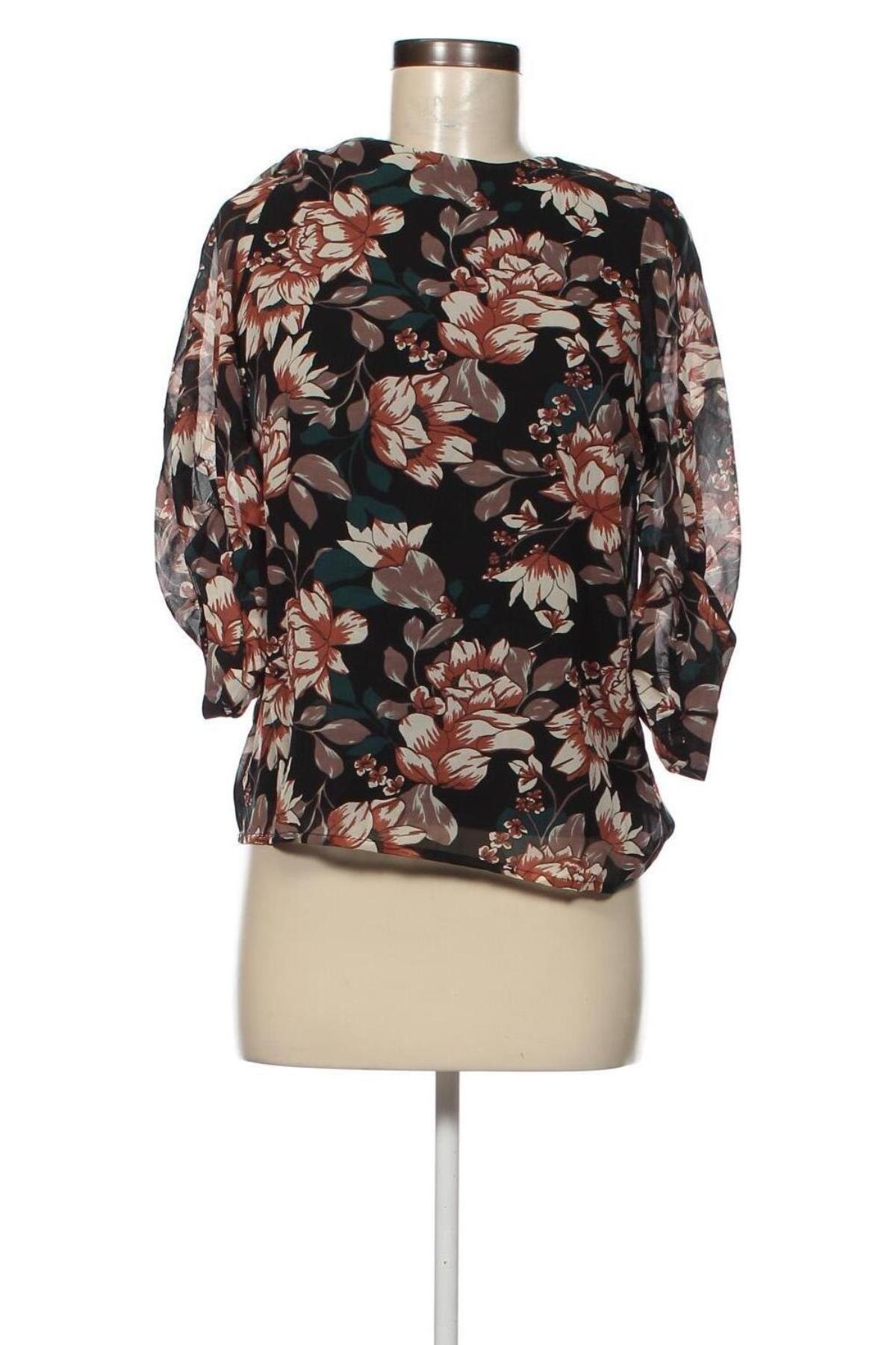 Дамска блуза Vero Moda, Размер XS, Цвят Многоцветен, Цена 4,50 лв.