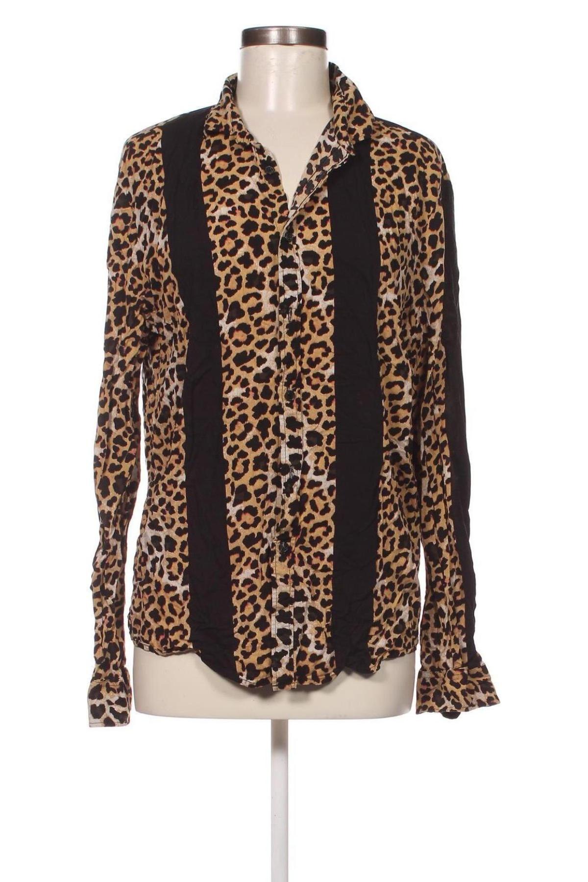 Γυναικείο πουκάμισο Fashion nova, Μέγεθος S, Χρώμα Πολύχρωμο, Τιμή 1,86 €