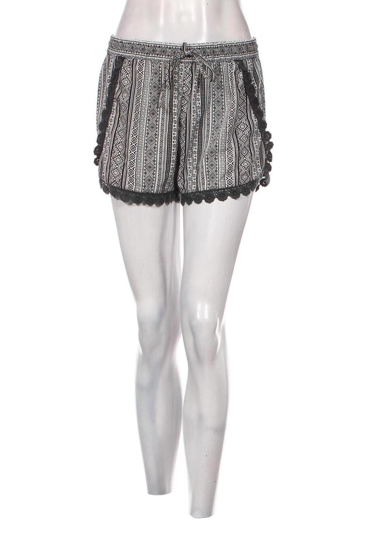Γυναικείο κοντό παντελόνι Terranova, Μέγεθος M, Χρώμα Πολύχρωμο, Τιμή 7,67 €