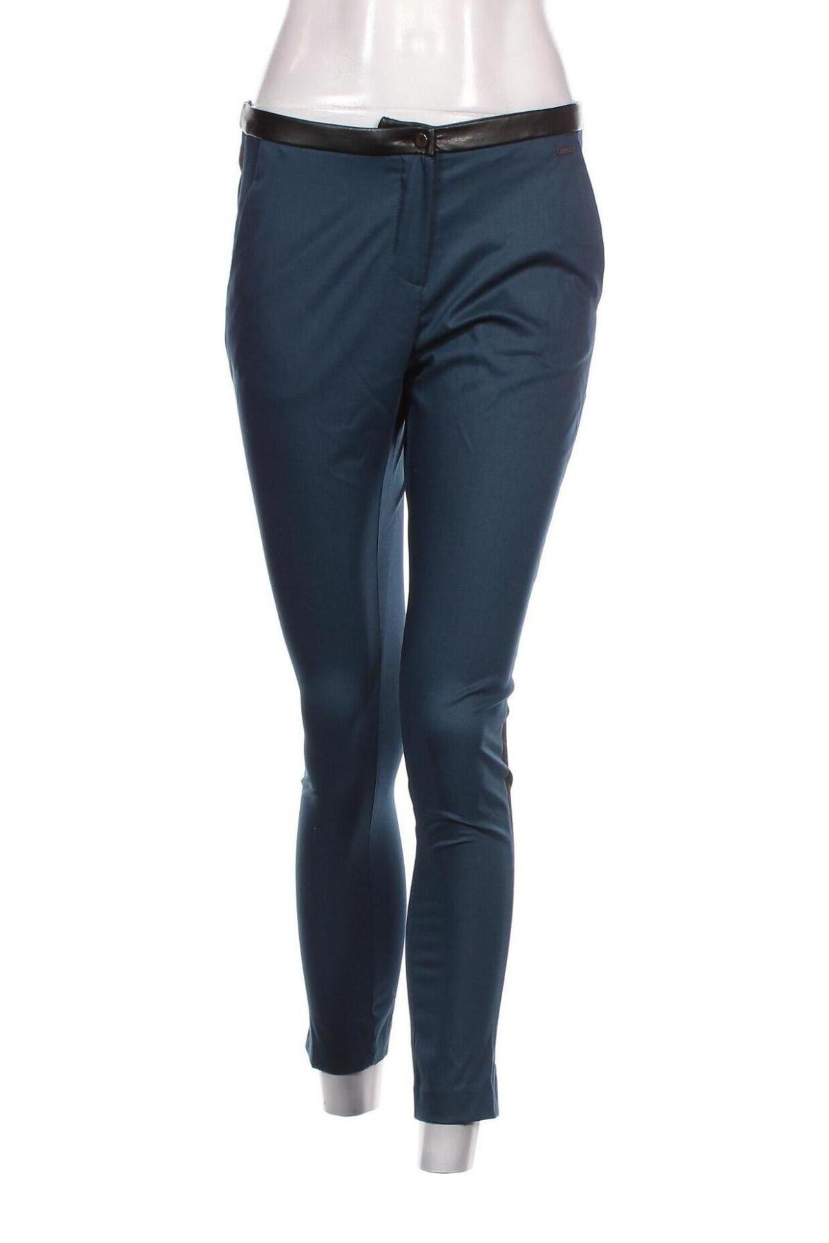 Pantaloni de femei La Mode Est A Vous, Mărime S, Culoare Albastru, Preț 33,29 Lei