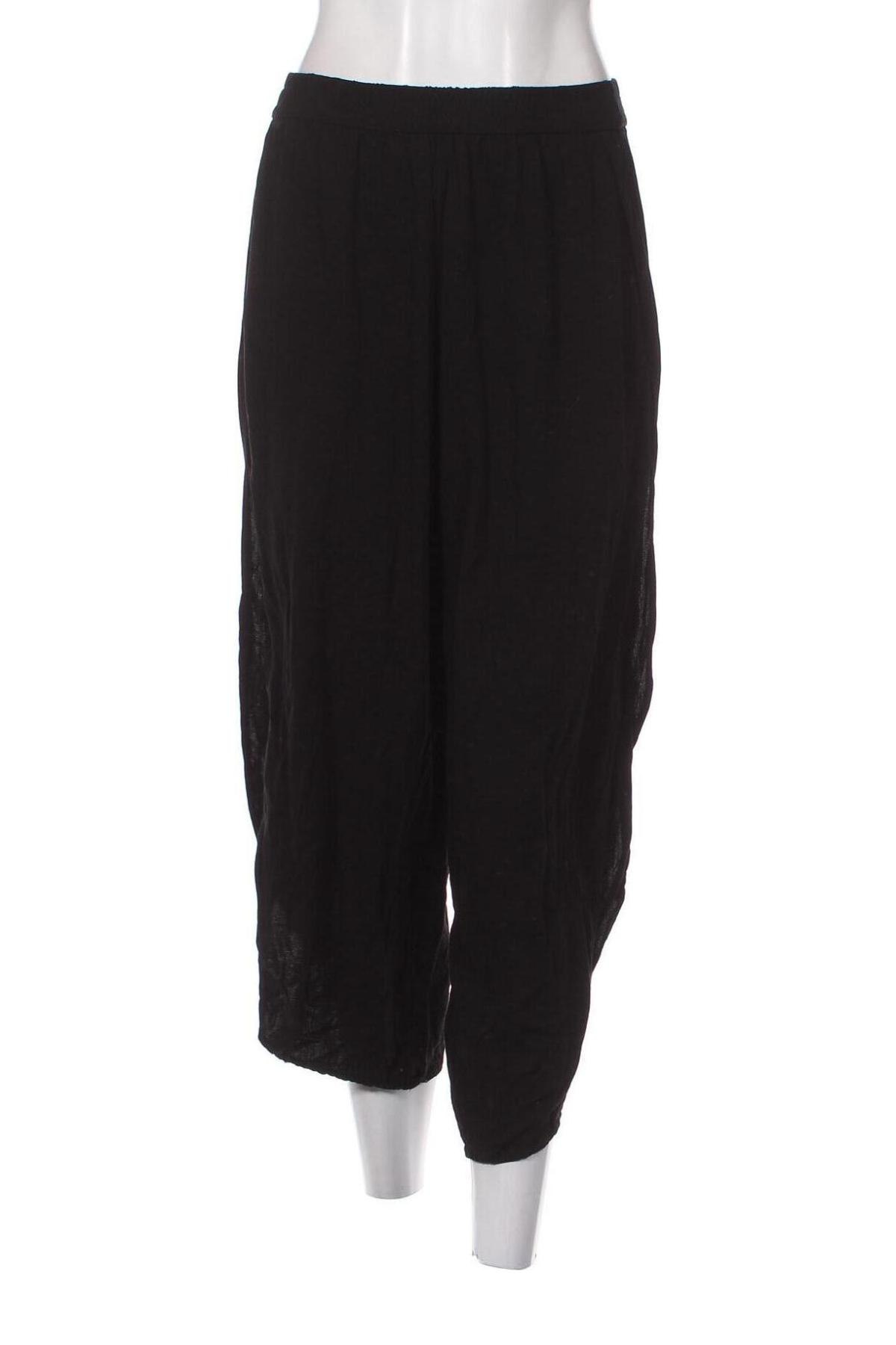 Дамски панталон Pull&Bear, Размер M, Цвят Черен, Цена 14,08 лв.