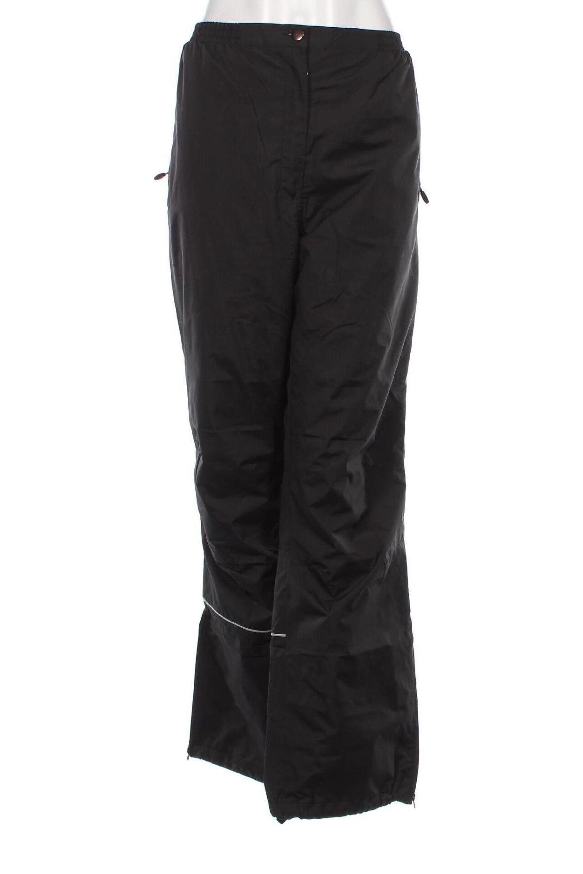 Дамски панталон Umbro, Размер XL, Цвят Черен, Цена 10,73 лв.