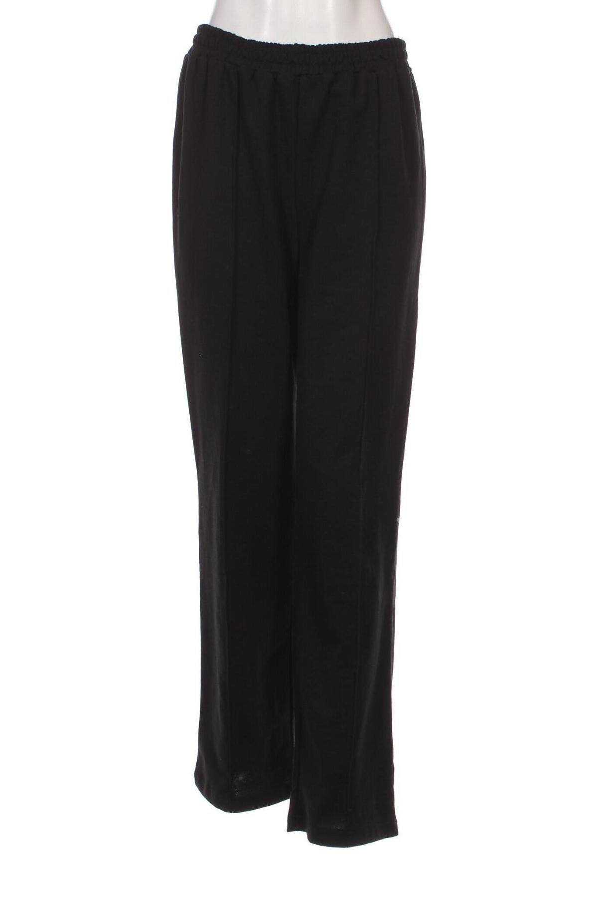 Γυναικείο αθλητικό παντελόνι Trendyol, Μέγεθος L, Χρώμα Μαύρο, Τιμή 29,90 €