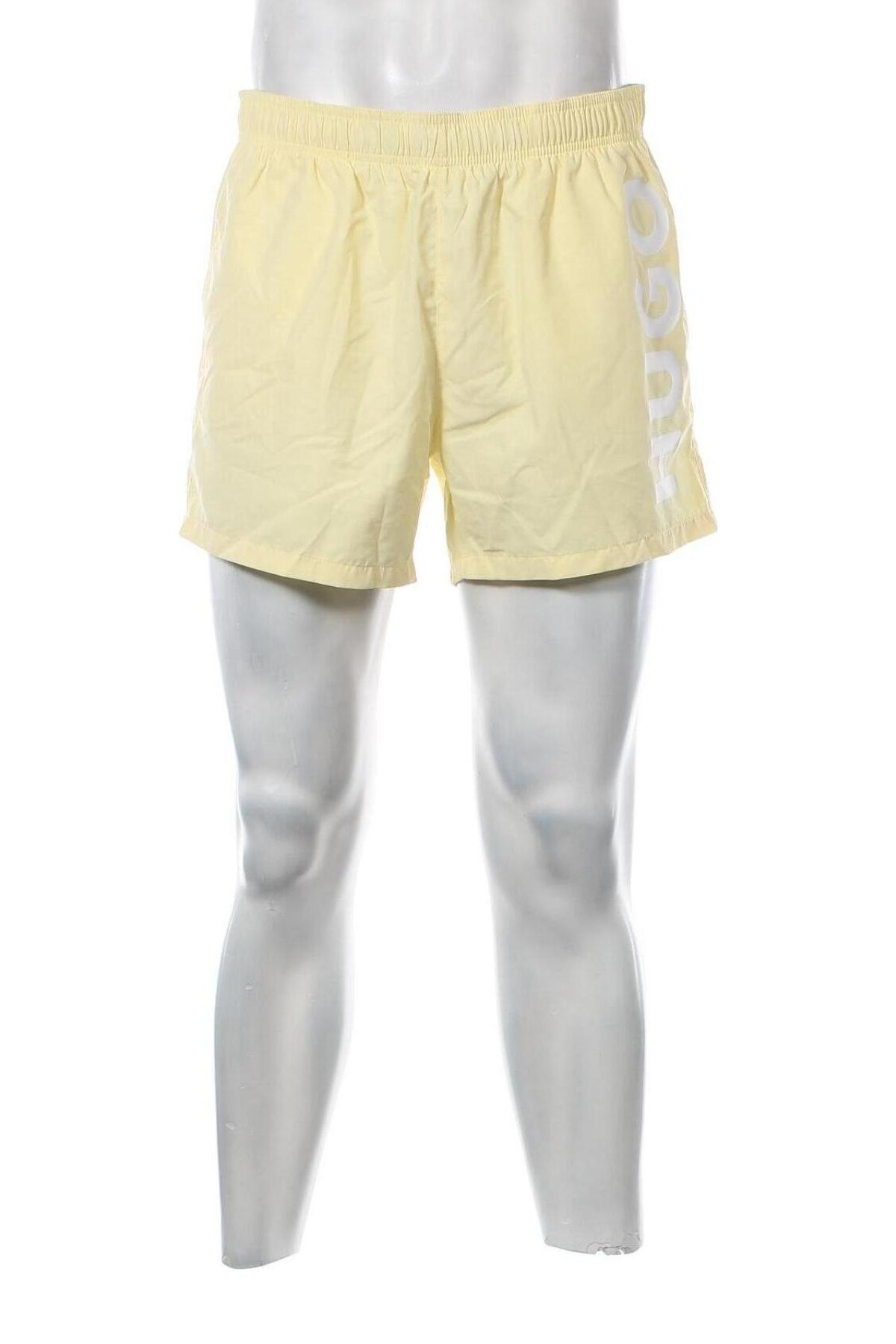 Мъжки къс панталон Hugo Boss, Размер XL, Цвят Жълт, Цена 96,18 лв.