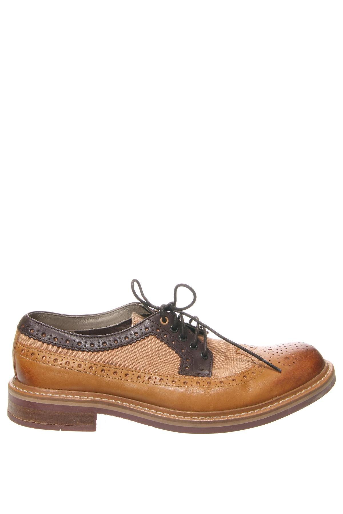 Мъжки обувки Clarks, Размер 45, Цвят Кафяв, Цена 67,82 лв.