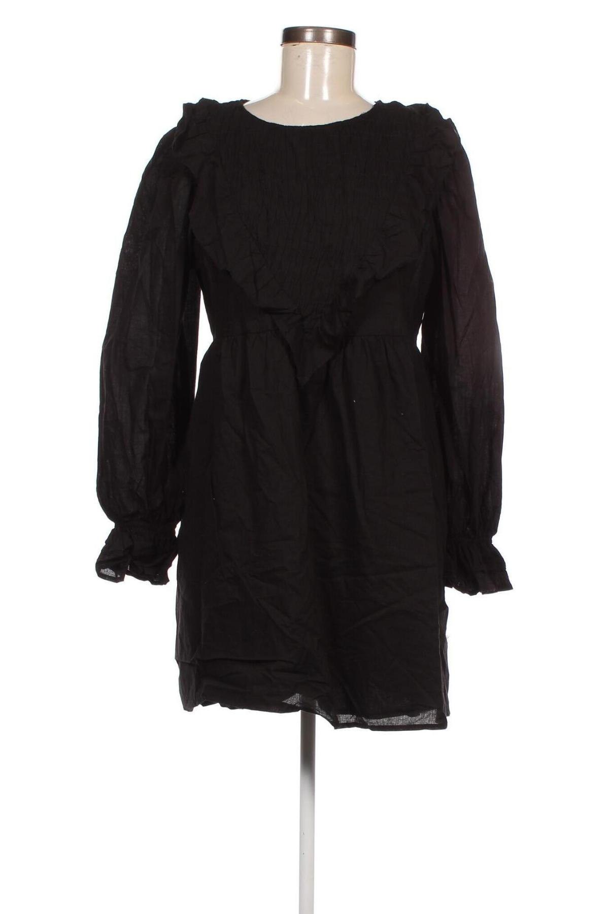 Φόρεμα Pull&Bear, Μέγεθος L, Χρώμα Μαύρο, Τιμή 4,50 €