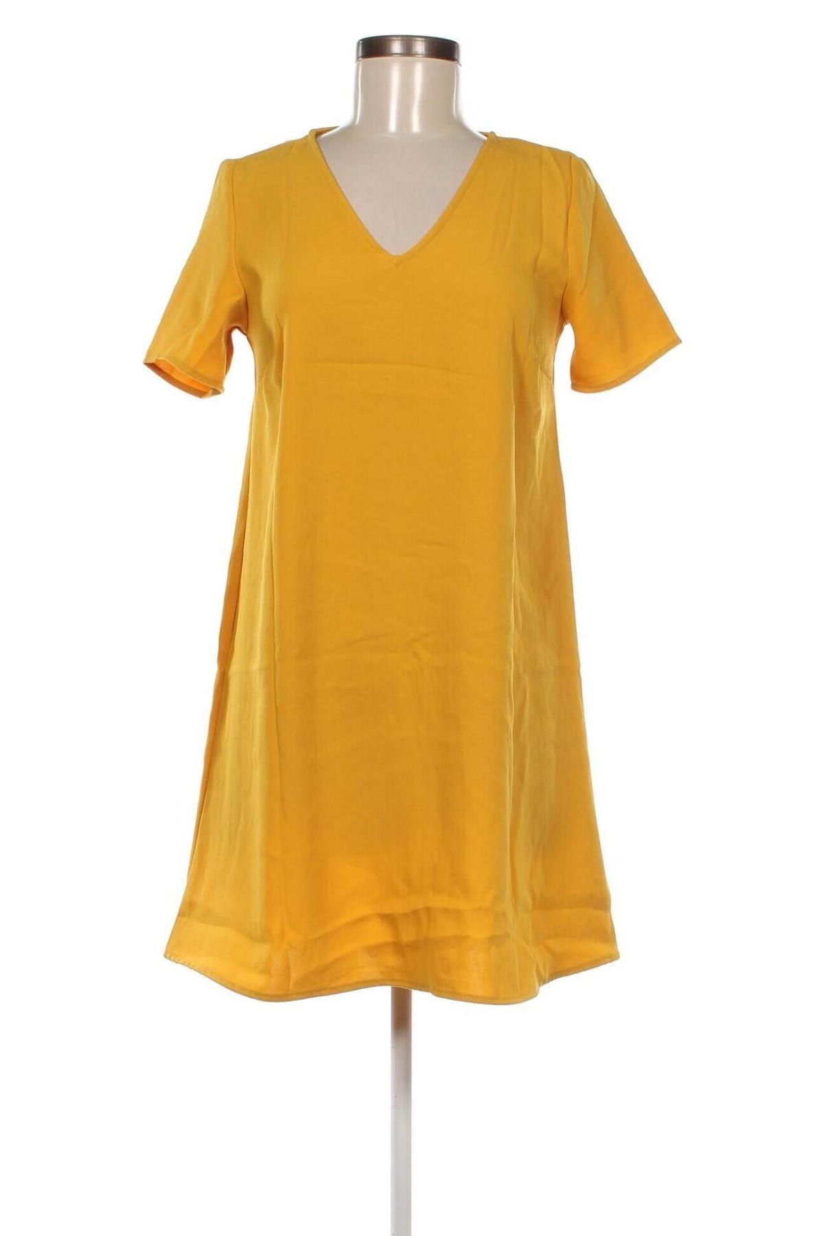 Φόρεμα Reserved, Μέγεθος S, Χρώμα Κίτρινο, Τιμή 17,94 €