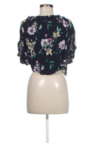 Dámská halenka Bershka, Velikost S, Barva Vícebarevné, Cena  69,00 Kč