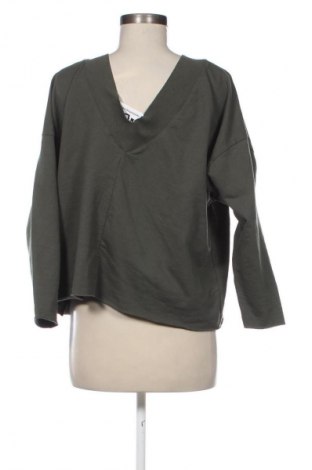Damen Shirt Pull&Bear, Größe S, Farbe Grün, Preis € 3,99