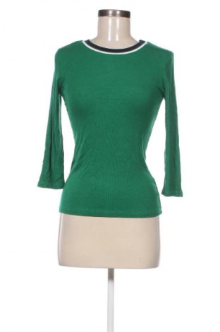 Damen Shirt Stradivarius, Größe M, Farbe Grün, Preis € 7,99