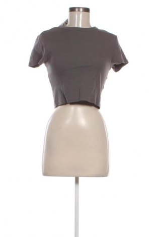 Damen T-Shirt FSBN Sister, Größe L, Farbe Grau, Preis € 3,99