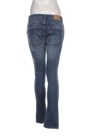 Damskie jeansy Bershka, Rozmiar S, Kolor Niebieski, Cena 40,99 zł