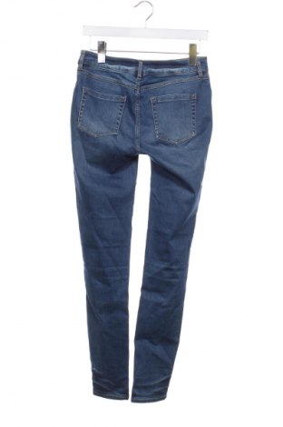 Damskie jeansy Denim 1982, Rozmiar M, Kolor Niebieski, Cena 38,99 zł