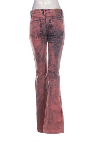 Damen Jeans John Baner, Größe M, Farbe Rosa, Preis 5,99 €