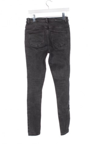 Damskie jeansy Noisy May, Rozmiar XS, Kolor Czarny, Cena 138,75 zł