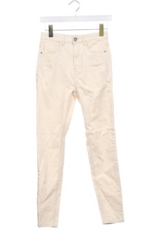 Damen Jeans Stradivarius, Größe S, Farbe Ecru, Preis € 20,99