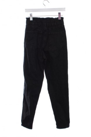 Blugi de femei Stradivarius, Mărime XS, Culoare Negru, Preț 94,99 Lei