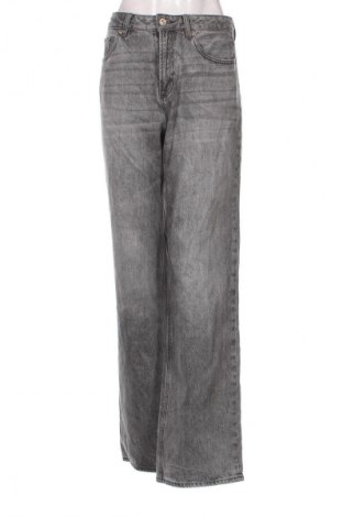 Damen Jeans Stradivarius, Größe M, Farbe Grau, Preis € 9,99