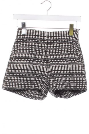 Dámske kraťasy  H&M, Veľkosť S, Farba Viacfarebná, Cena  11,95 €