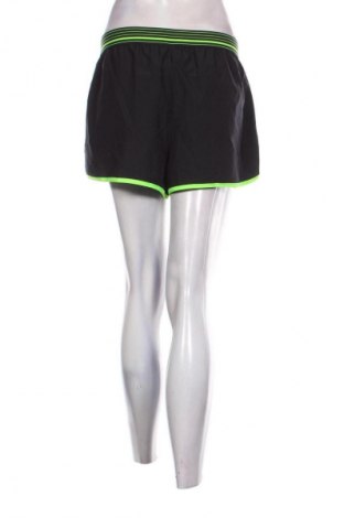 Dámske kraťasy  Under Armour, Veľkosť L, Farba Čierna, Cena  39,30 €