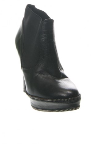 Încălțăminte de damă Russell & Bromley, Mărime 37, Culoare Negru, Preț 196,99 Lei