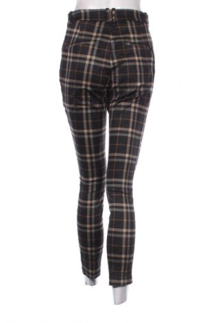 Damskie spodnie H&M, Rozmiar M, Kolor Kolorowy, Cena 34,99 zł