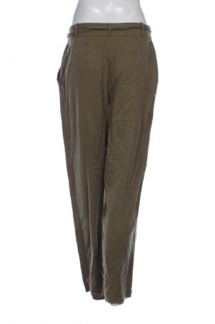 Damenhose Pieces, Größe M, Farbe Grün, Preis € 5,99