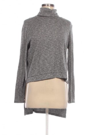 Damen Rollkragen Bershka, Größe L, Farbe Grau, Preis 5,99 €