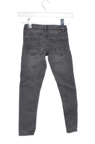 Kinderjeans Pocopiano, Größe 6-7y/ 122-128 cm, Farbe Grau, Preis € 5,99