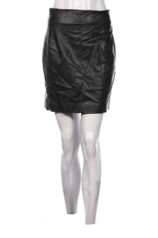 Kožená sukně  H&M, Velikost S, Barva Černá, Cena  49,00 Kč